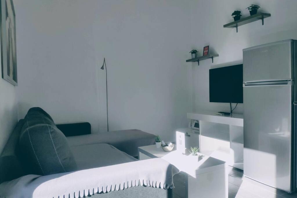 Deluxe Apartment By Prima Lodging Salonicco Esterno foto