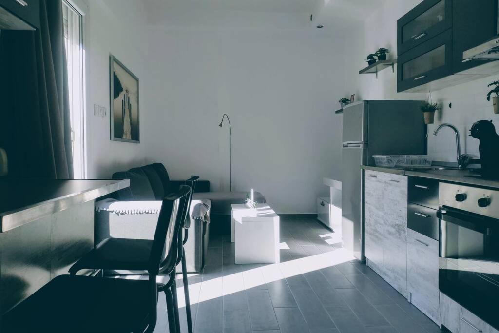 Deluxe Apartment By Prima Lodging Salonicco Esterno foto